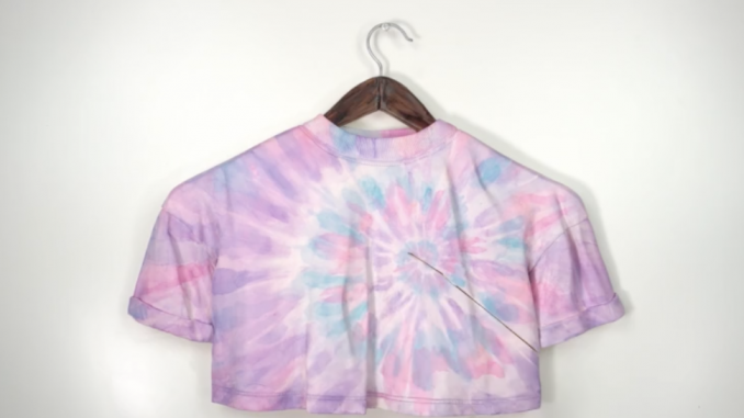 Tie Dyed T-shirt Cake